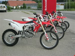 HM Honda Enduro und Supermoto Modelle bei Honda Schmidinger eingetroffen