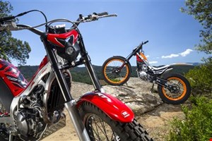 Montesa Cota 4RT260 und Cota 4RT Race Replica 2015
