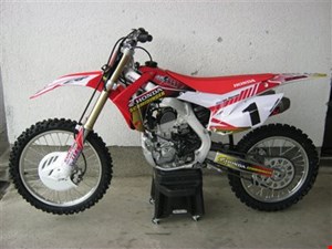 Special Edition Honda CRF 250R und CRF 450R ab sofort bei Honda Schmidinger!