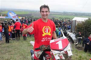Aljosa Molnar ist MX2 Staatsmeister 2015 auf Honda CRF250R im Team Mibag Honda Schmidinger!